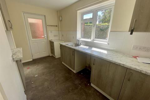 1 bedroom semi-detached bungalow for sale, The Spinney, West Lavington, SN10