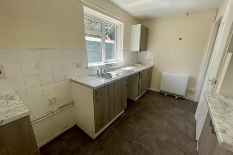 1 bedroom semi-detached bungalow for sale, The Spinney, West Lavington, SN10