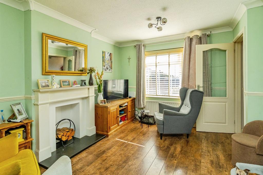 Living room, fireplace