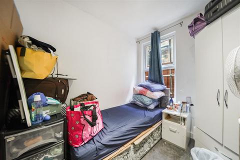 undefined, Drayton Road, London