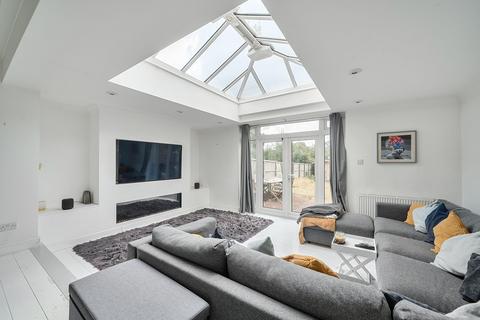2 bedroom end of terrace house for sale, Ridgeview Close, Barnet, EN5