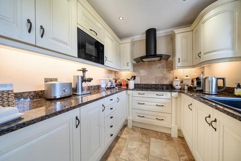 4 bedroom semi-detached house for sale, Petts Wood Road, Petts Wood, Orpington, BR5