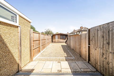 2 bedroom semi-detached house for sale, Chudleigh Way, Ruislip
