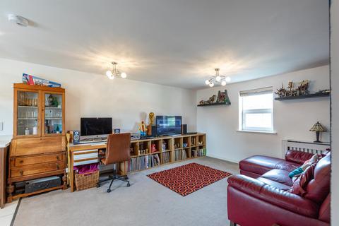 2 bedroom flat for sale, Horse Fair Lane, Rothwell, Kettering