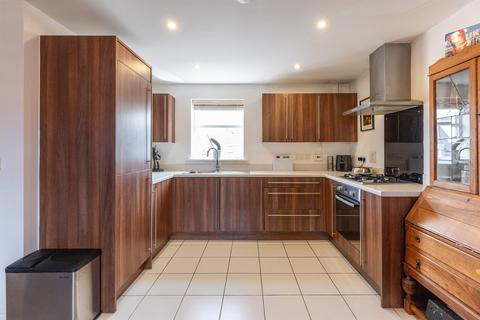 2 bedroom flat for sale, Horse Fair Lane, Rothwell, Kettering