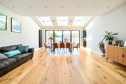 5 bedroom semi-detached house for sale, Cuckoo Dene, Hanwell