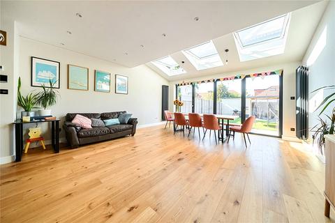 5 bedroom semi-detached house for sale, Cuckoo Dene, Hanwell