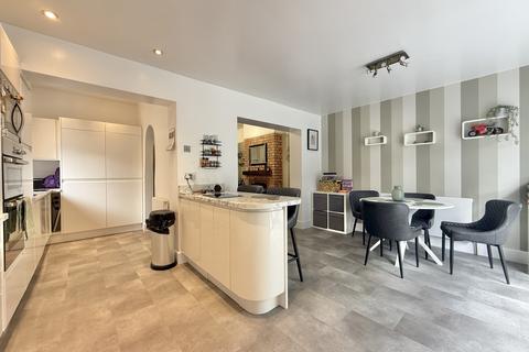 undefined, Isleworth Road, St Thomas, EX4
