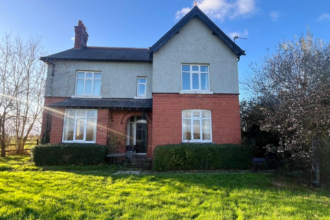 4 bedroom detached house to rent, Moss Lane, Northwich CW9