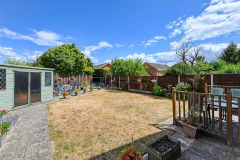 3 bedroom detached house for sale, Millfields Way, Wombourne, Wolverhampton