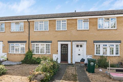 3 bedroom terraced house for sale, Hawksway, Staines-upon-Thames, TW18