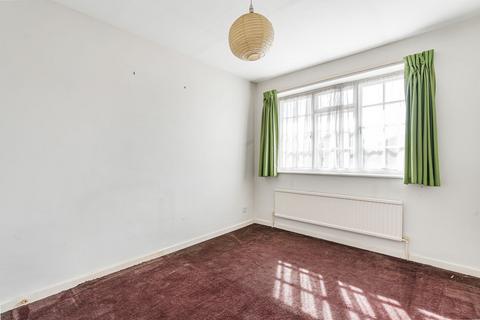 3 bedroom terraced house for sale, Hawksway, Staines-upon-Thames, TW18