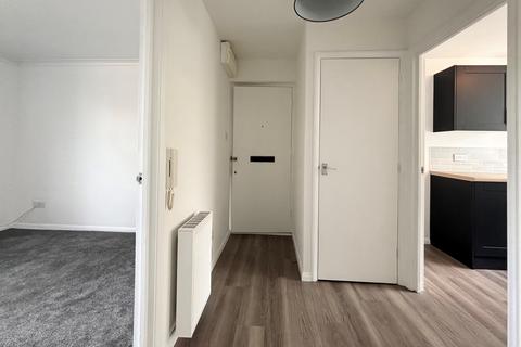 1 bedroom apartment to rent, Intalbury Avenue, AYLESBURY, HP19