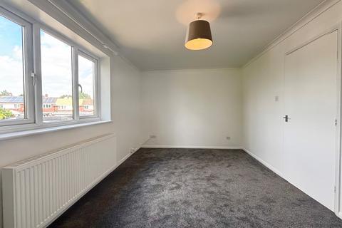 1 bedroom apartment to rent, Intalbury Avenue, AYLESBURY, HP19