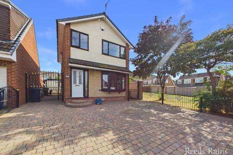 3 bedroom detached house for sale, Hawkstone Close, North Yorkshire TS14