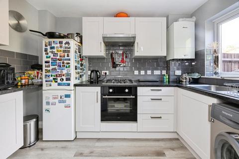 3 bedroom semi-detached house for sale, Manor House Drive, Kingsnorth, Ashford
