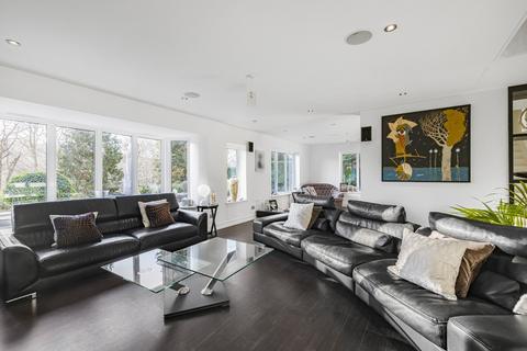 4 bedroom detached house for sale, Valley Road, Rickmansworth, Hertfordshire, WD3