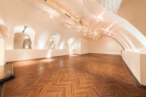 Office to rent, 7-10 Adam St London WC2N 6AA