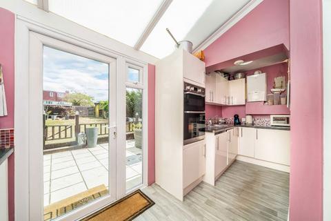 4 bedroom semi-detached house for sale, Southview Road, Bromley