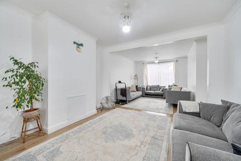3 bedroom semi-detached house for sale, Curzon Avenue, Stanmore