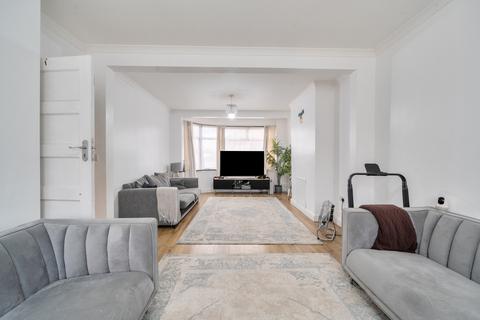 3 bedroom semi-detached house for sale, Curzon Avenue, Stanmore