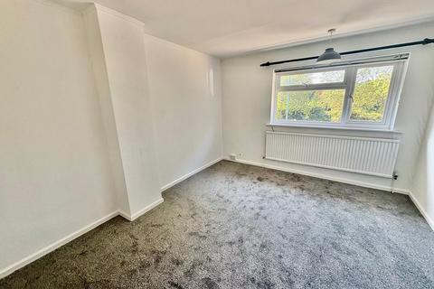 3 bedroom house to rent, Gardendale Avenue, Nottingham, NG11