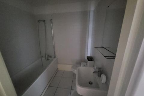 2 bedroom flat for sale, Cornhill, LIVERPOOL