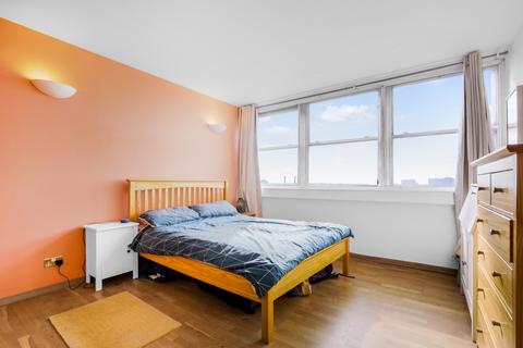 2 bedroom flat for sale, Whitehorse Road, Croydon CR0