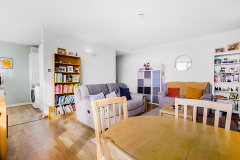 2 bedroom flat for sale, Whitehorse Road, Croydon CR0