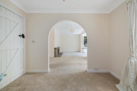 2 bedroom detached house for sale, Nyetimber Lane, Aldwick, Bognor Regis, West Sussex PO21