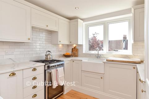 5 bedroom terraced house for sale, Hythe Road, Brighton, East Sussex
