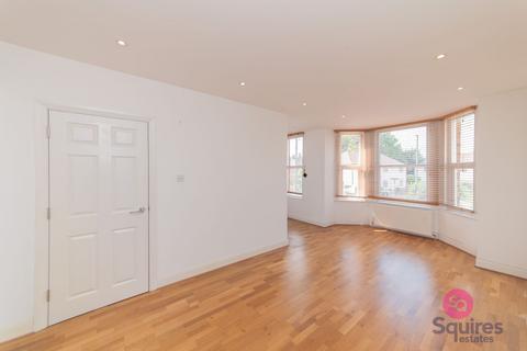 2 bedroom flat for sale, Long Lane, London, N3