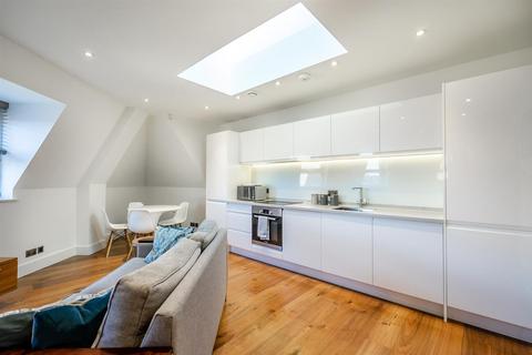2 bedroom apartment to rent, Apartment 11 Castle Chambers, 5 Clifford Street, York, YO1 9RG