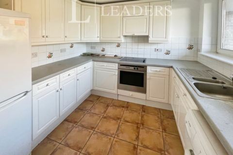 2 bedroom flat to rent, Pentlands Court, Cambridge, CB4