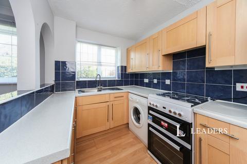 1 bedroom semi-detached house to rent, The Dell, Luton, Bedfordshire, LU2