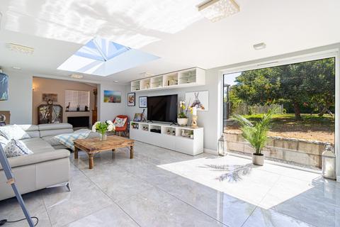 7 bedroom detached house for sale, Fakenham Road, Stibbard, Fakenham, Norfolk, NR21