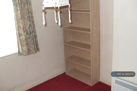 2 bedroom flat to rent, Hornby Road, Blackpool, FY1