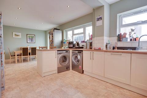 4 bedroom semi-detached house for sale, Parkway, Sawbridgeworth, CM21