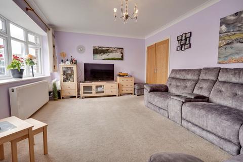4 bedroom semi-detached house for sale, Parkway, Sawbridgeworth, CM21