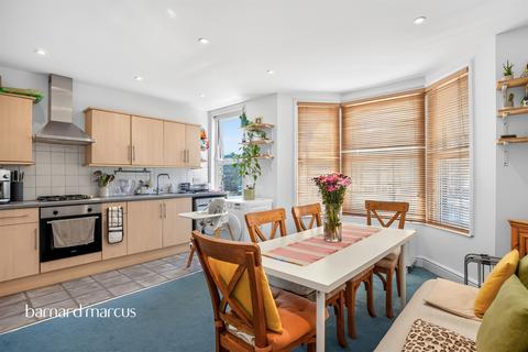 2 bedroom apartment for sale, Muschamp Road, London