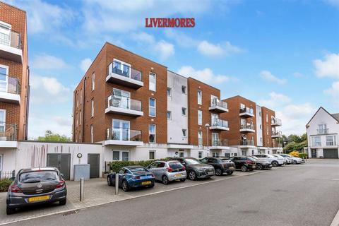 Alcock Crescent, Crayford, Dartford