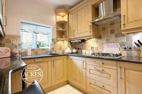2 bedroom apartment for sale, Thornhill Court, Streetly, Sutton Coldfield