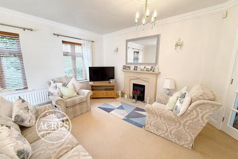 2 bedroom apartment for sale, Thornhill Court, Streetly, Sutton Coldfield