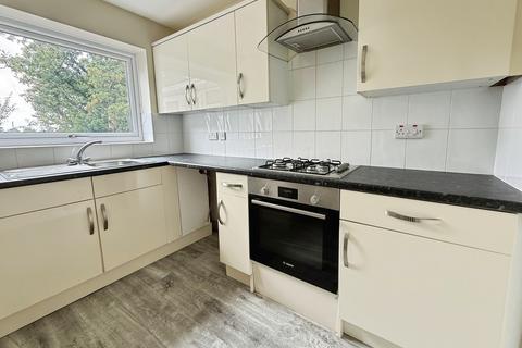 3 bedroom townhouse for sale, 137 Field Lane, Wistaston, Crewe, Cheshire CW2 8ST