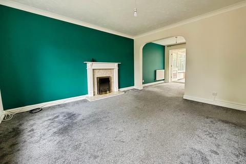3 bedroom townhouse for sale, 137 Field Lane, Wistaston, Crewe, Cheshire CW2 8ST
