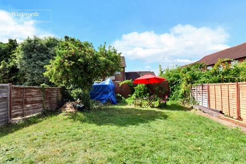 2 bedroom maisonette for sale, Ardrossan Gardens, Worcester Park, Surrey, KT4