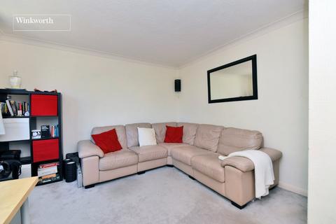 2 bedroom maisonette for sale, Ardrossan Gardens, Worcester Park, Surrey, KT4
