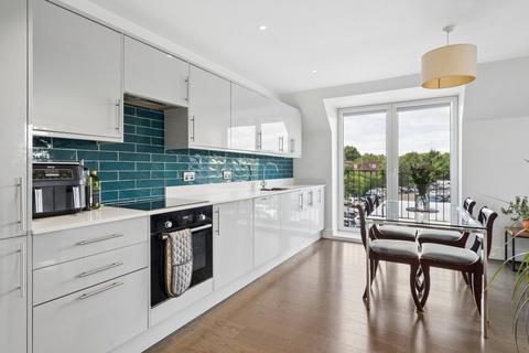 2 bedroom apartment for sale, Sycamore Road, Amersham, Buckinghamshire, HP6