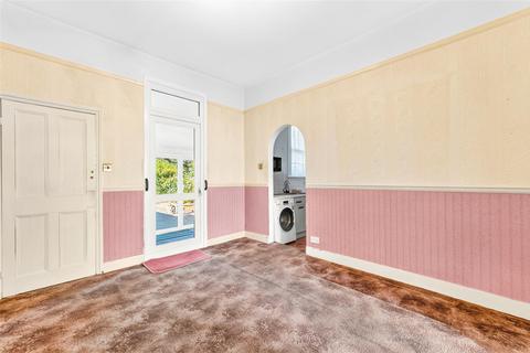 3 bedroom terraced house for sale, Kinfauns Road, Ilford