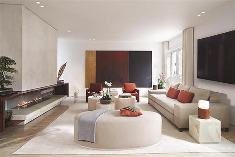 4 bedroom detached house to rent, Ennismore Street, Knightsbridge, London SW7